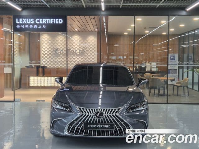 Lexus ES300h 2026 — ფოტო 20/20