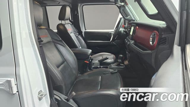 Jeep Wrangler 2021 — Photo 8/34