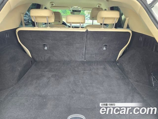 Genesis GV70 2021 — Photo 19/20