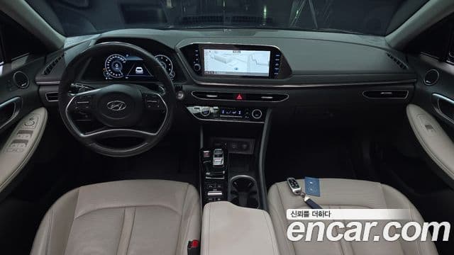 Hyundai Sonata Hybrid 2019 — Şəkil 31/33