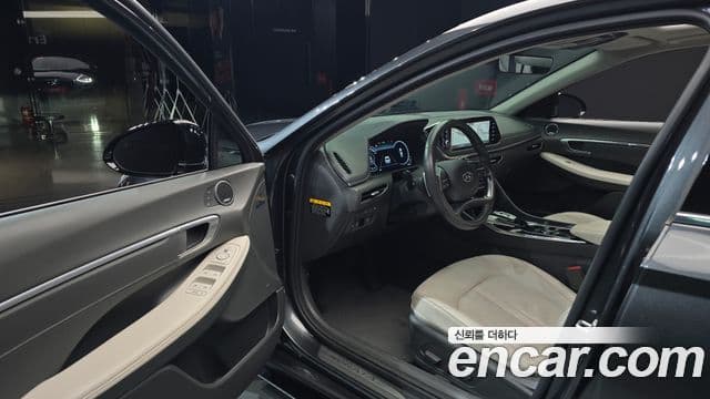 Hyundai Sonata Hybrid 2019 — Şəkil 21/33