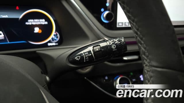 Hyundai Sonata Hybrid 2019 — Şəkil 27/33