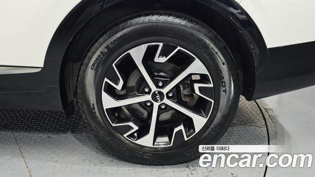 Kia Sportage 2022 — Şəkil 22/31