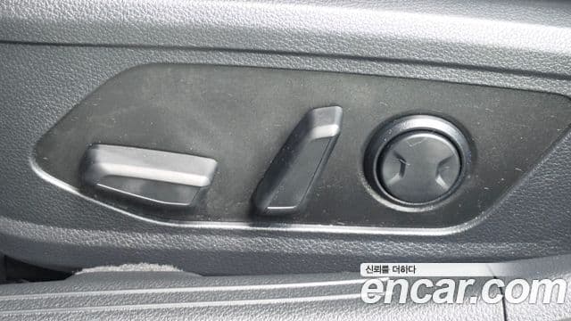 Kia K5 2023 — Photo 23/36