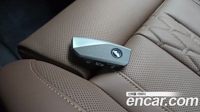 BMW X5 2026 — Photo 9/31