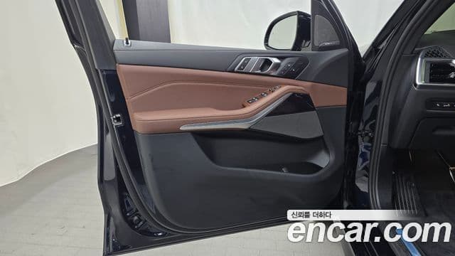 BMW X5 2026 — Photo 27/31