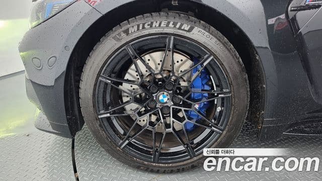 BMW M3 2024 — ფოტო 28/37