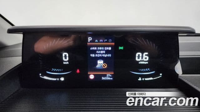 Hyundai Staria 2024 — ფოტო 18/20