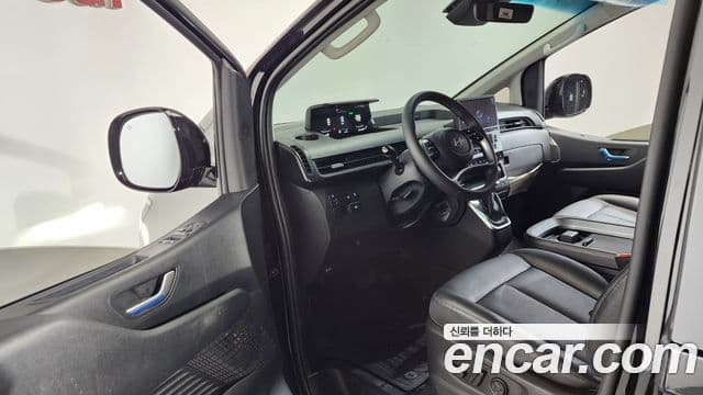 Hyundai Staria 2024 — ფოტო 20/20