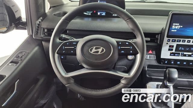 Hyundai Staria 2024 — ფოტო 12/20