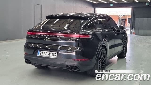Porsche Cayenne 2026 — Photo 13/18