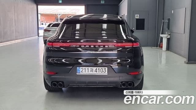 Porsche Cayenne 2026 — Photo 2/18