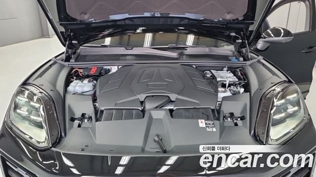 Porsche Cayenne 2026 — Photo 11/18