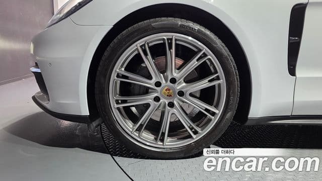 Porsche Panamera 2018 — Şəkil 4/20