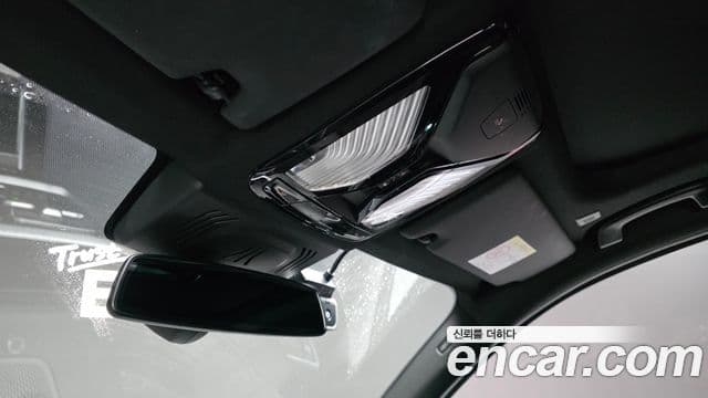 BMW 3 Series 2020 — Photo 22/35