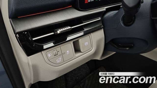 Kia Sportage 2024 — Фото 11/20
