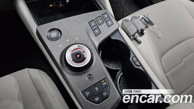 Kia Sportage 2024 — Фото 17/20