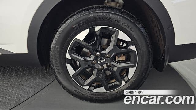 Kia Sorento 2023 — Photo 29/36