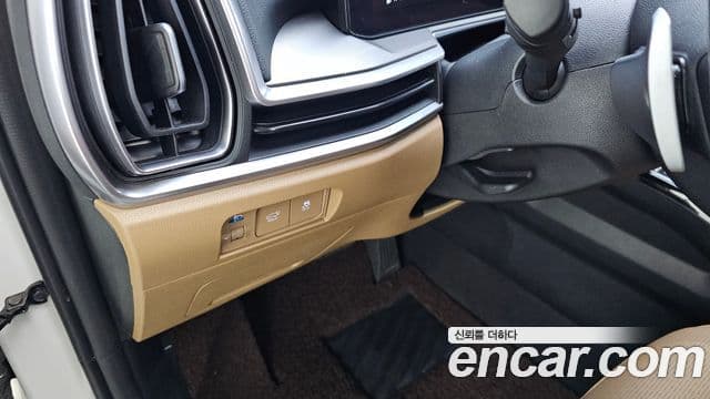 Kia Sorento 2023 — Photo 24/36