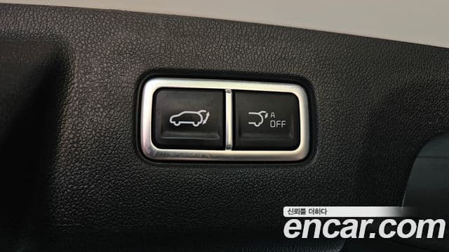 Kia Sorento 2023 — Photo 16/36