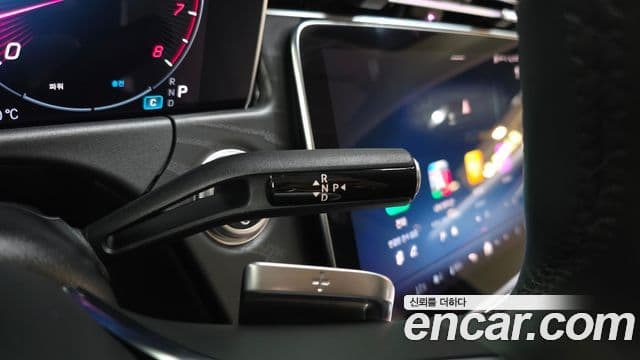 Mercedes-Benz E-Class 2025 — ფოტო 25/31