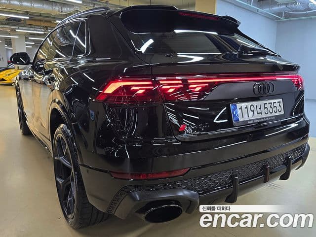 Audi RSQ8 2025 — Photo 20/20