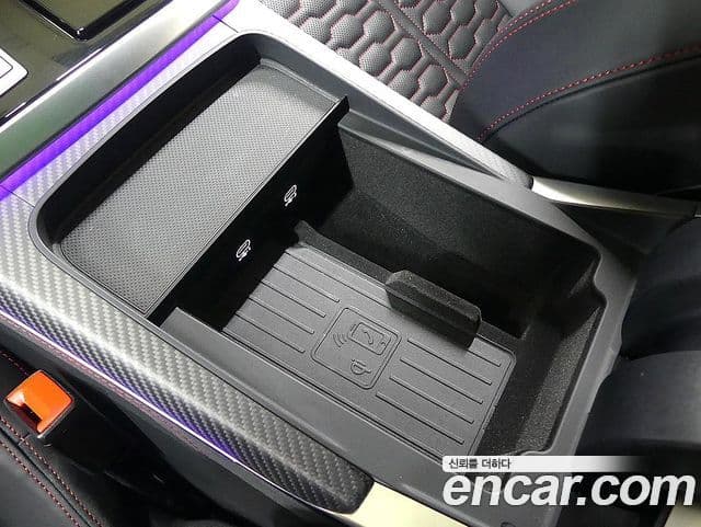 Audi RSQ8 2025 — Photo 9/20