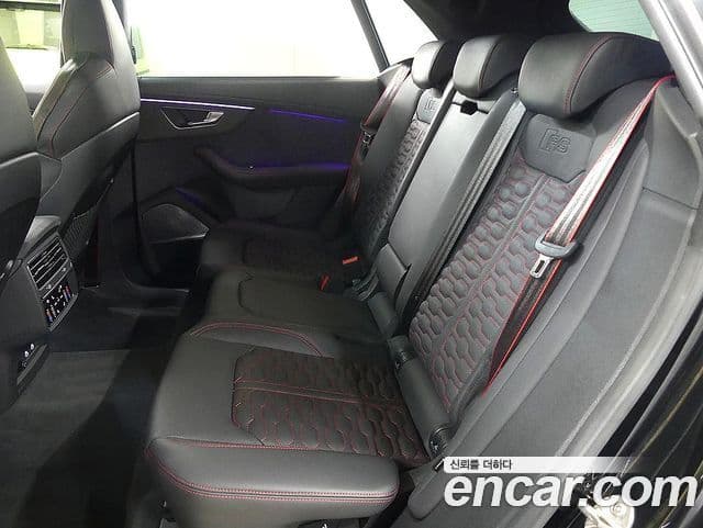 Audi RSQ8 2025 — Photo 16/20