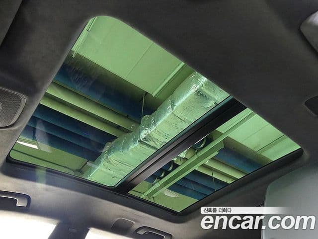 Audi RSQ8 2025 — Photo 7/20
