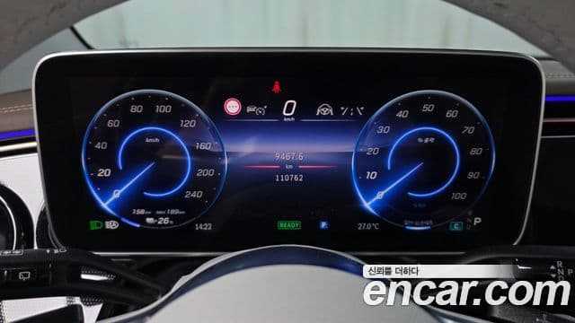Mercedes-Benz EQE SUV 2023 — ფოტო 19/32