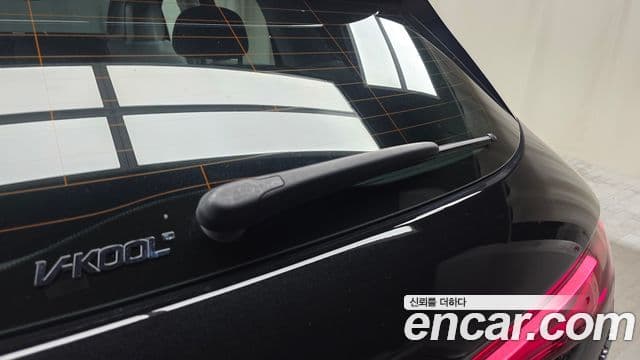 Mercedes-Benz EQE SUV 2023 — ფოტო 32/32