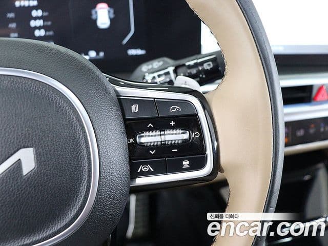 Kia Sorento 2024 — Фото 6/20
