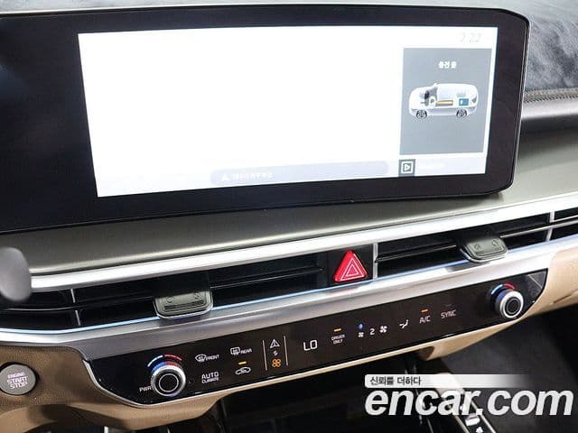 Kia Sorento 2024 — Фото 7/20
