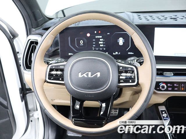 Kia Sorento 2024 — Фото 13/20