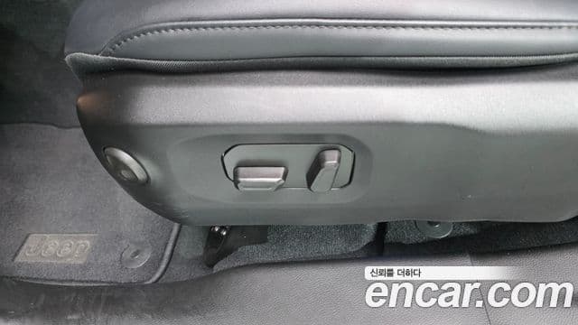 Jeep Wrangler 2024 — Şəkil 20/32