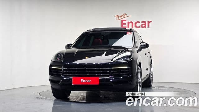 Porsche Cayenne 2019 — Photo 31/31