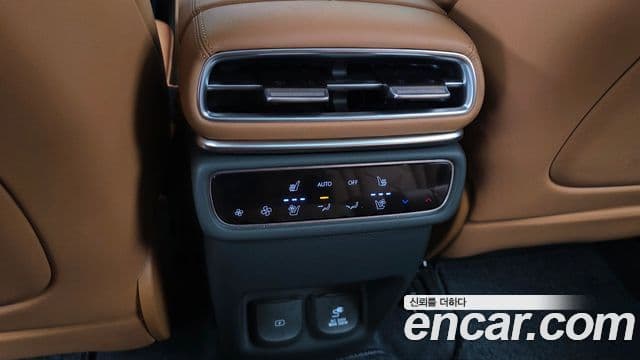 Genesis GV80 2024 — Photo 33/35