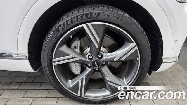 Genesis GV80 2024 — Photo 24/35