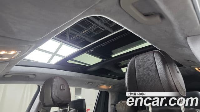 Mercedes-Benz GLS-Class 2020 — Photo 9/20