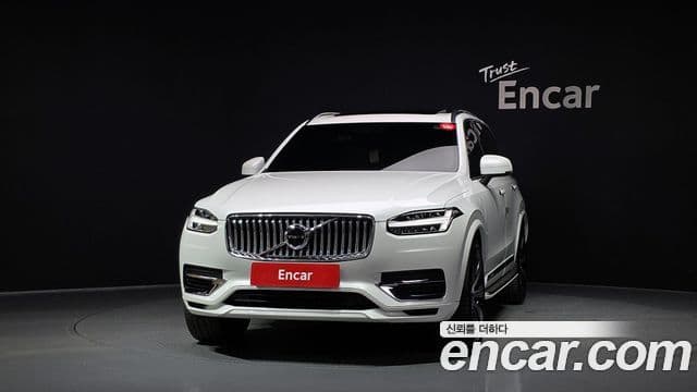 Volvo XC90 2022 — Фото 3/20