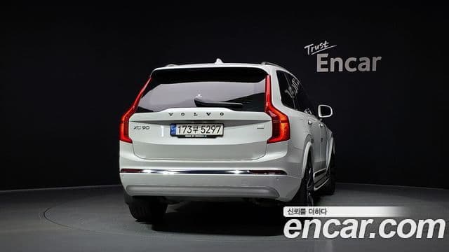 Volvo XC90 2022 — Фото 4/20