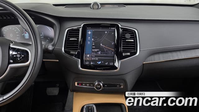 Volvo XC90 2022 — Фото 14/20