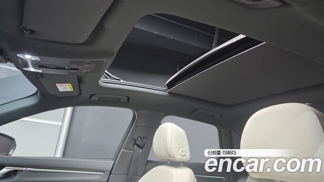 Audi Q3 2022 — ფოტო 30/31