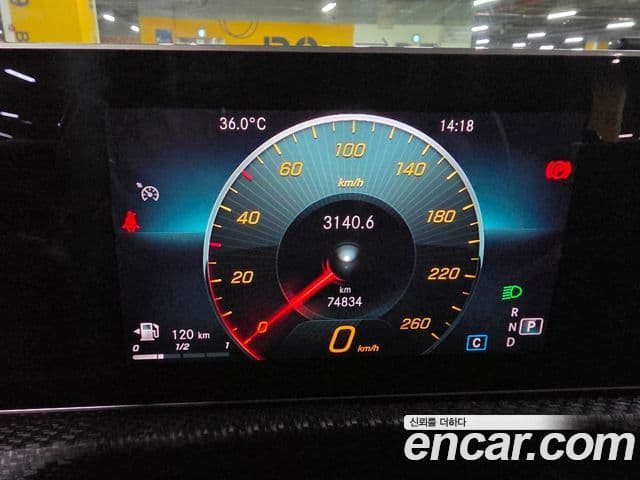 Mercedes-Benz A-Class 2019 — Şəkil 8/20