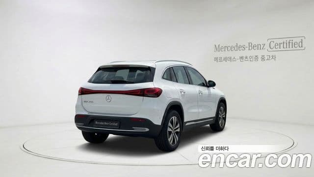 Mercedes-Benz EQA 2025 — ფოტო 11/12