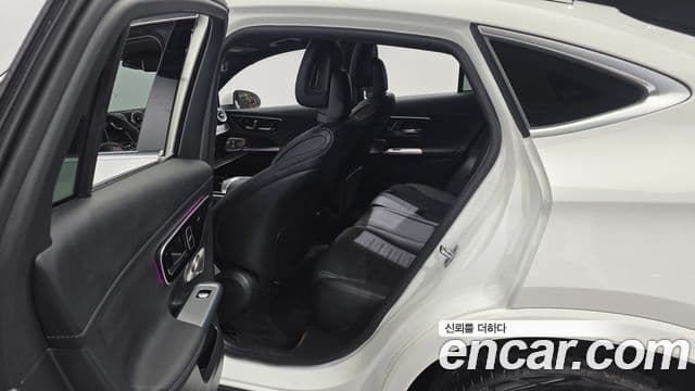 Mercedes-Benz GLC-Class 2025 — Photo 19/20