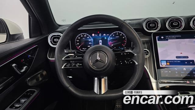 Mercedes-Benz GLC-Class 2025 — Photo 16/20