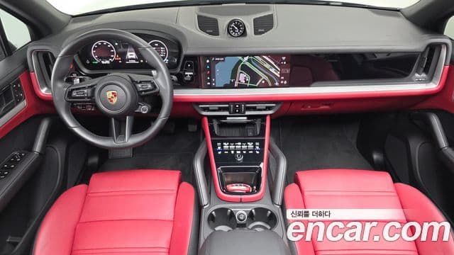 Porsche Cayenne 2024 — ფოტო 23/39