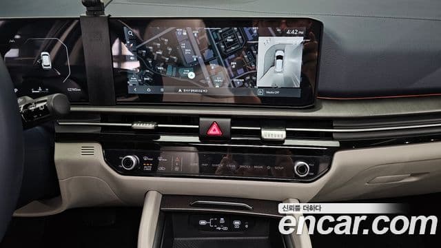 Kia Sportage 2024 — Фото 14/20