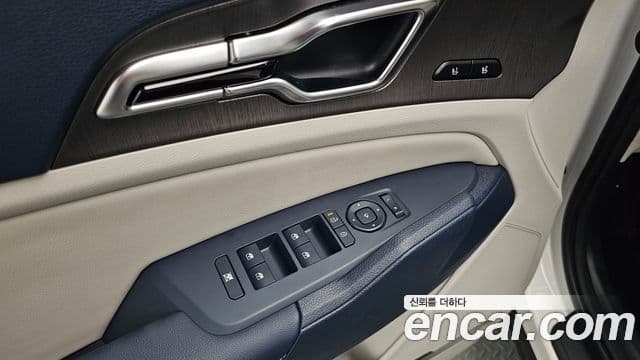 Kia Sportage 2024 — Фото 17/20